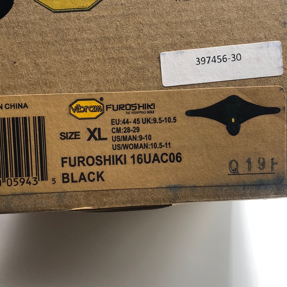 Vibram Furoshiki black shoes size 9.5/ XL - Picture 4 of 4